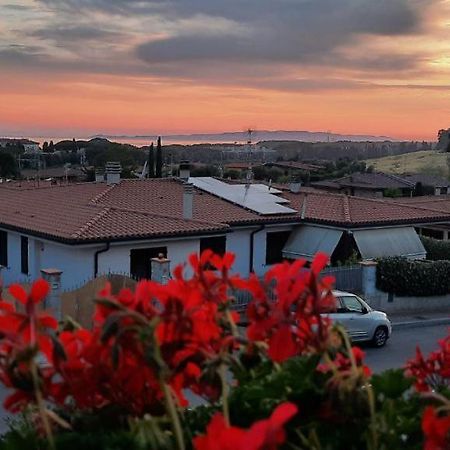 Casa D'Amare - A 600 Mt Dalla Spiaggia Follonica Dış mekan fotoğraf